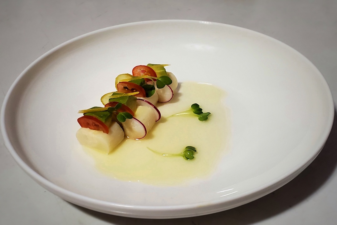 Peices with avocado